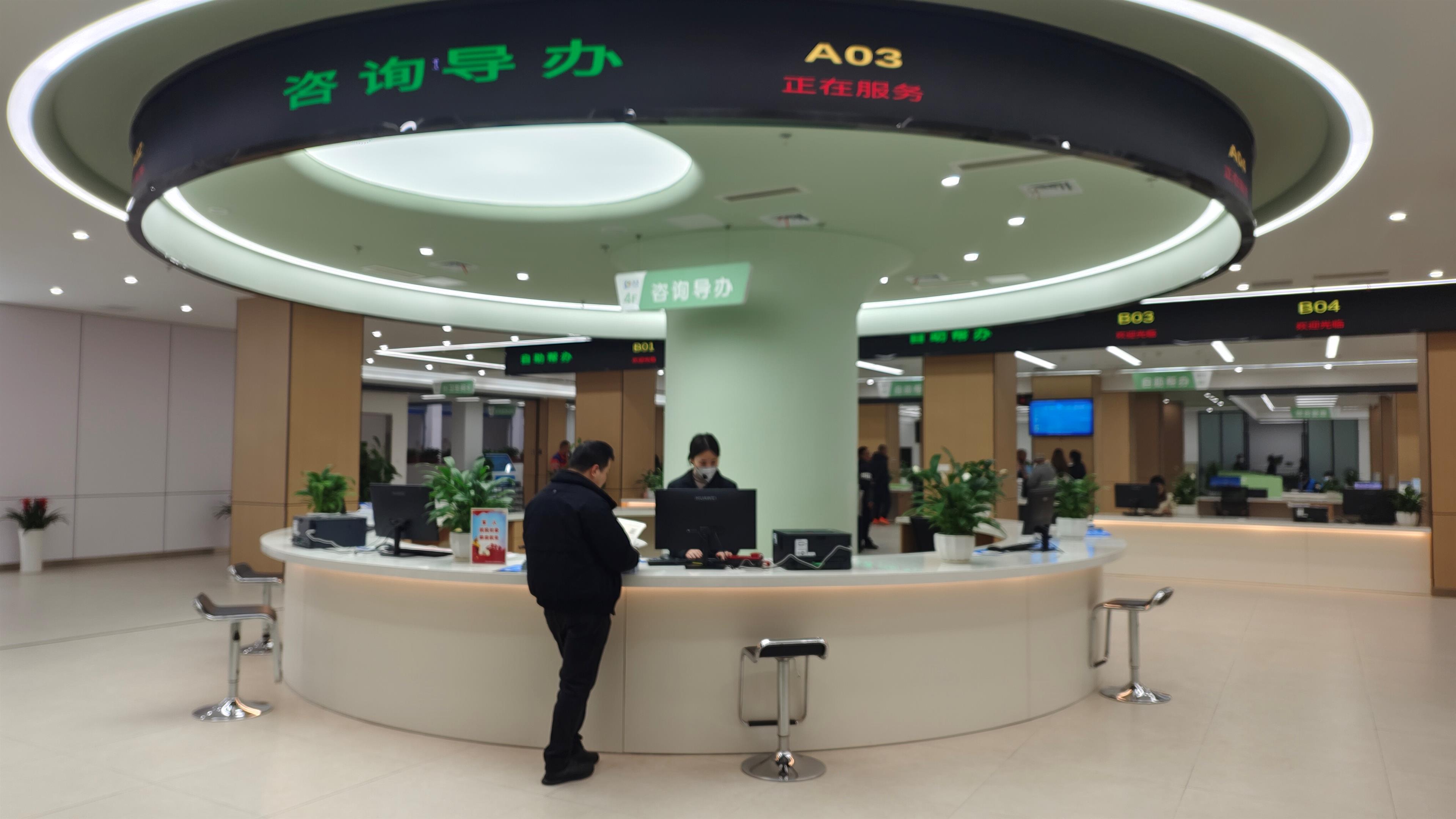 涪陵:创新打造企业服务专区 营商环境优化再升级2.jpg