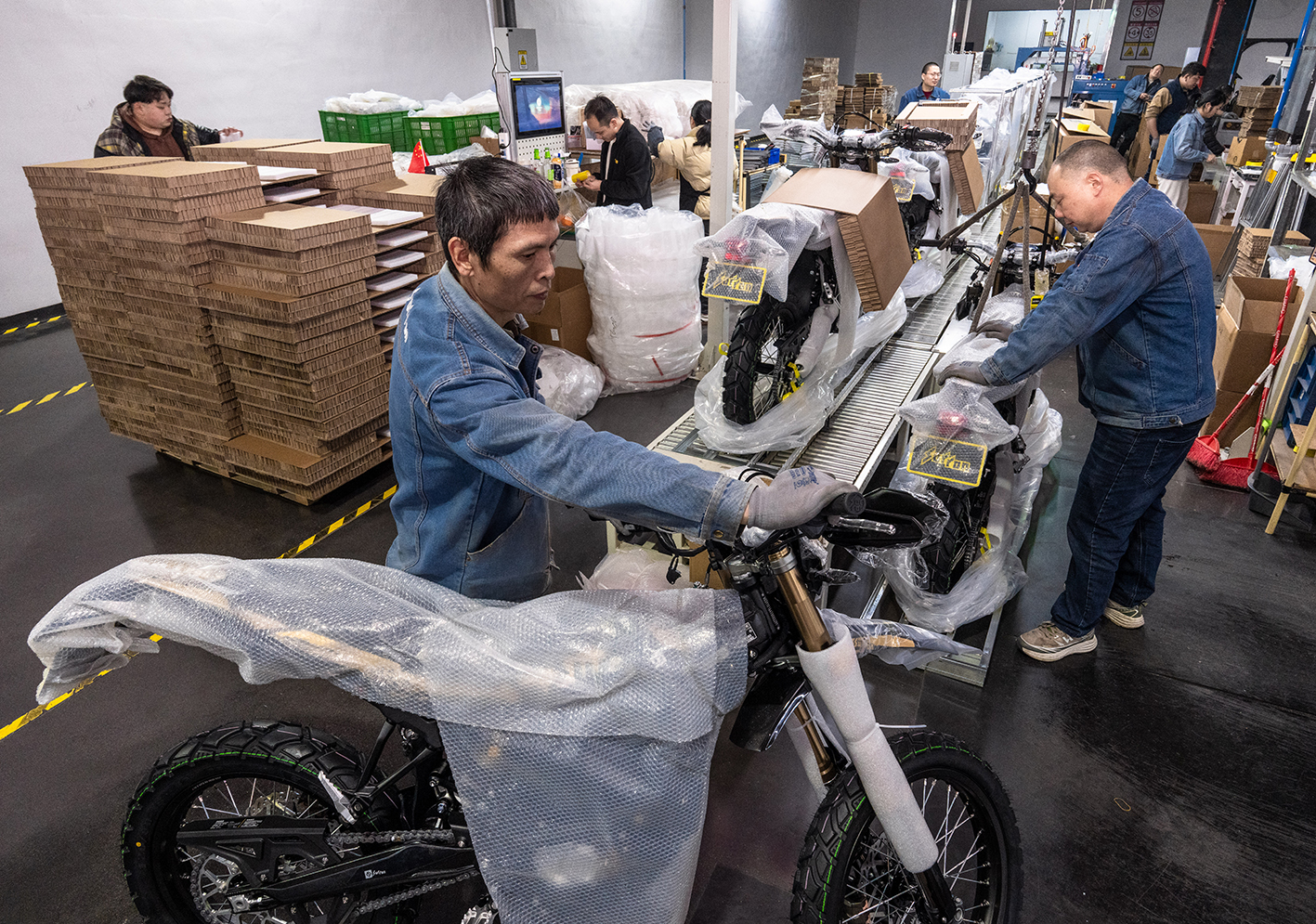 硬核开辟出海通途 重庆摩托昂首驶入全球市场8.jpg