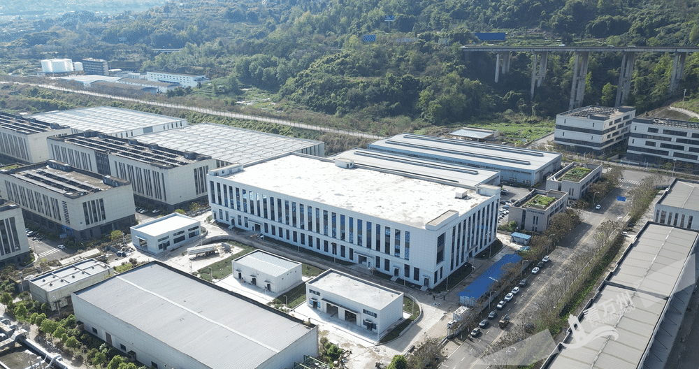 万州补齐化合物半导体芯片全产业链 半导体器件模组产业化项目冲刺年内投产1.png