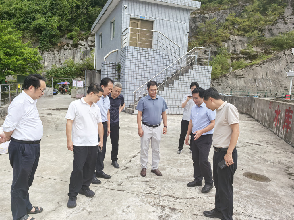 人防不松、技防升级、群防发力,山城水库穿上“铁布衫”1.jpg