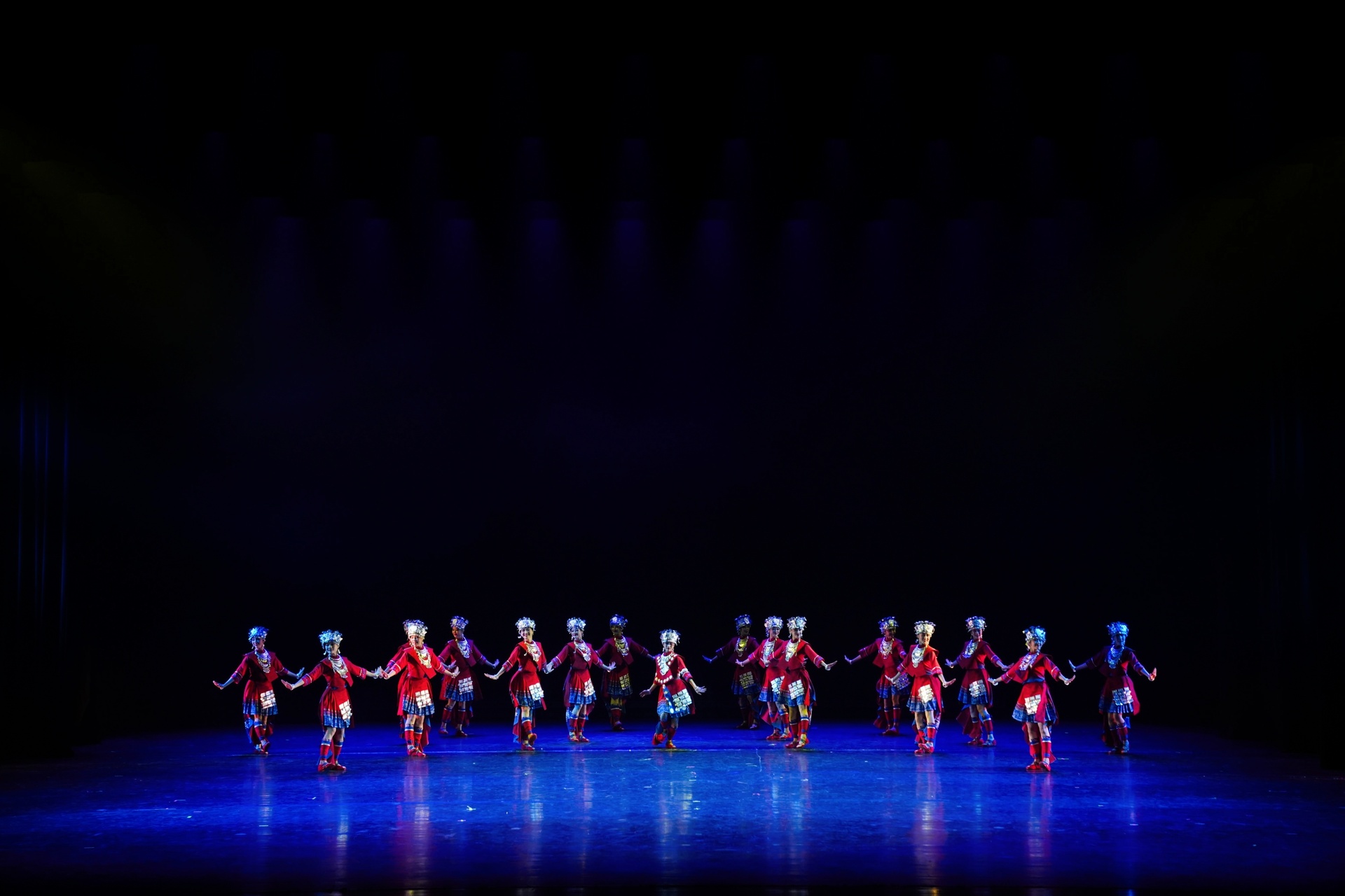 第八届重庆市舞蹈比赛决赛落幕 41件“渝字号”舞蹈精品精彩亮相4.jpg